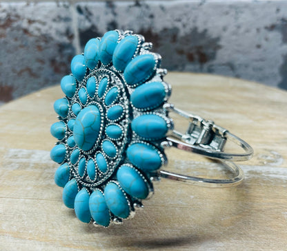 ROUND TURQUOISE CONCHO BRACELET