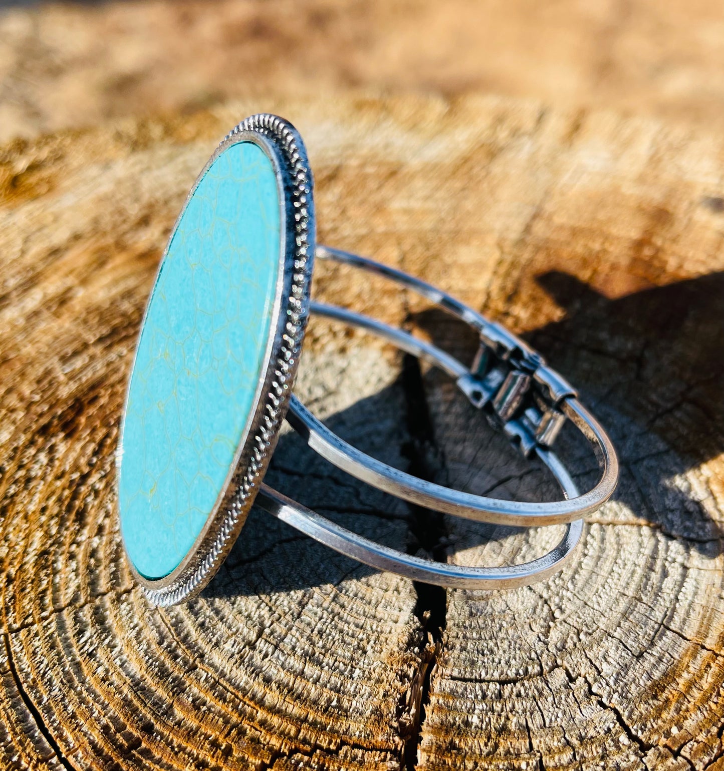 TURQUOISE OVAL